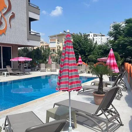 Hotel Dionisus Lara *