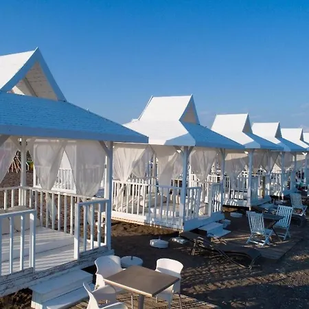 Hotel Dionisus Lara
