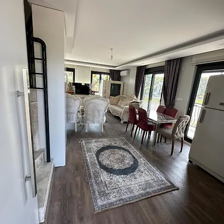 Hotel Dionisus Lara *