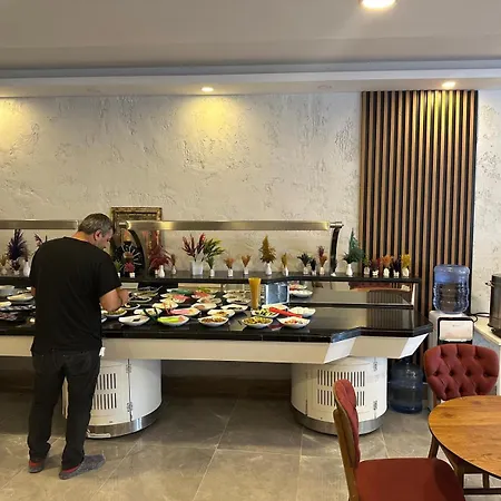 Dionisus Lara Hotel