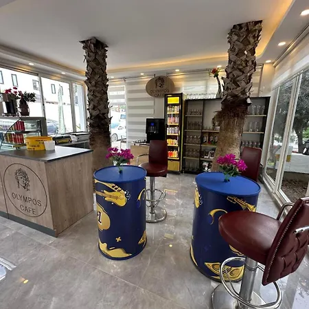 Hotel Dionisus Lara